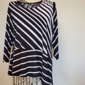 Asymmetrical black & white striped 3/4 length sleeve blouse